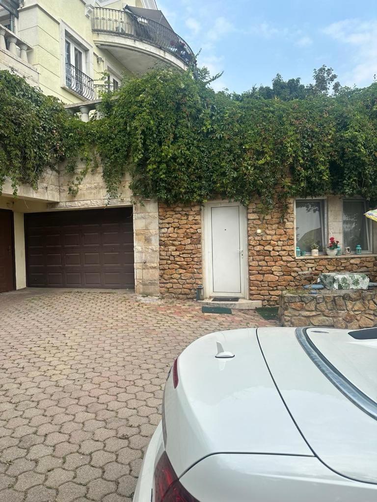 Best View Small House Free Parking Self Check-In Budapest Exterior foto